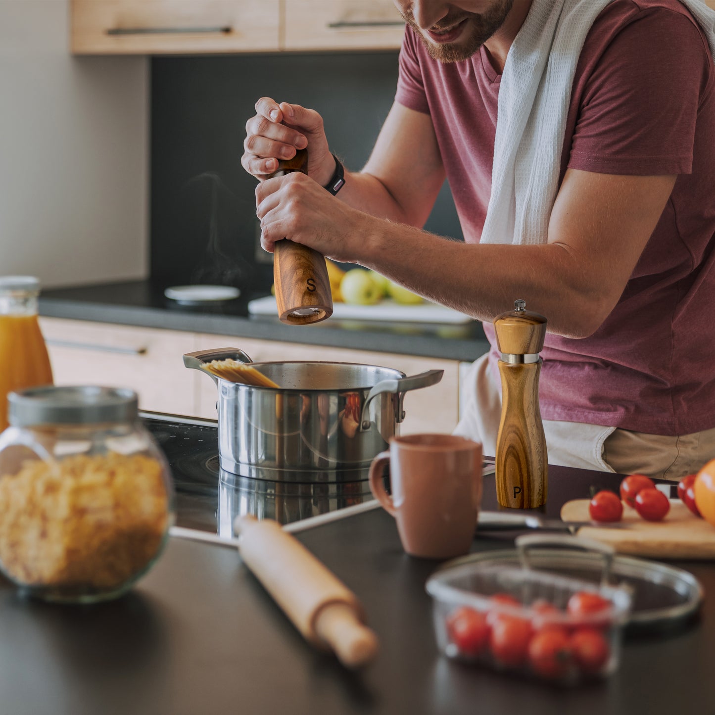 Wooden Salt and Pepper Grinder Set by Gennua Kitchen